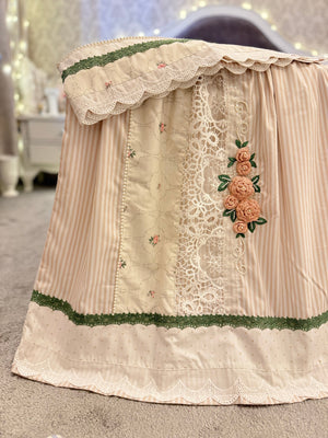 Why Gold Dust Apparels Is Redefining Everyday Elegance in 2025