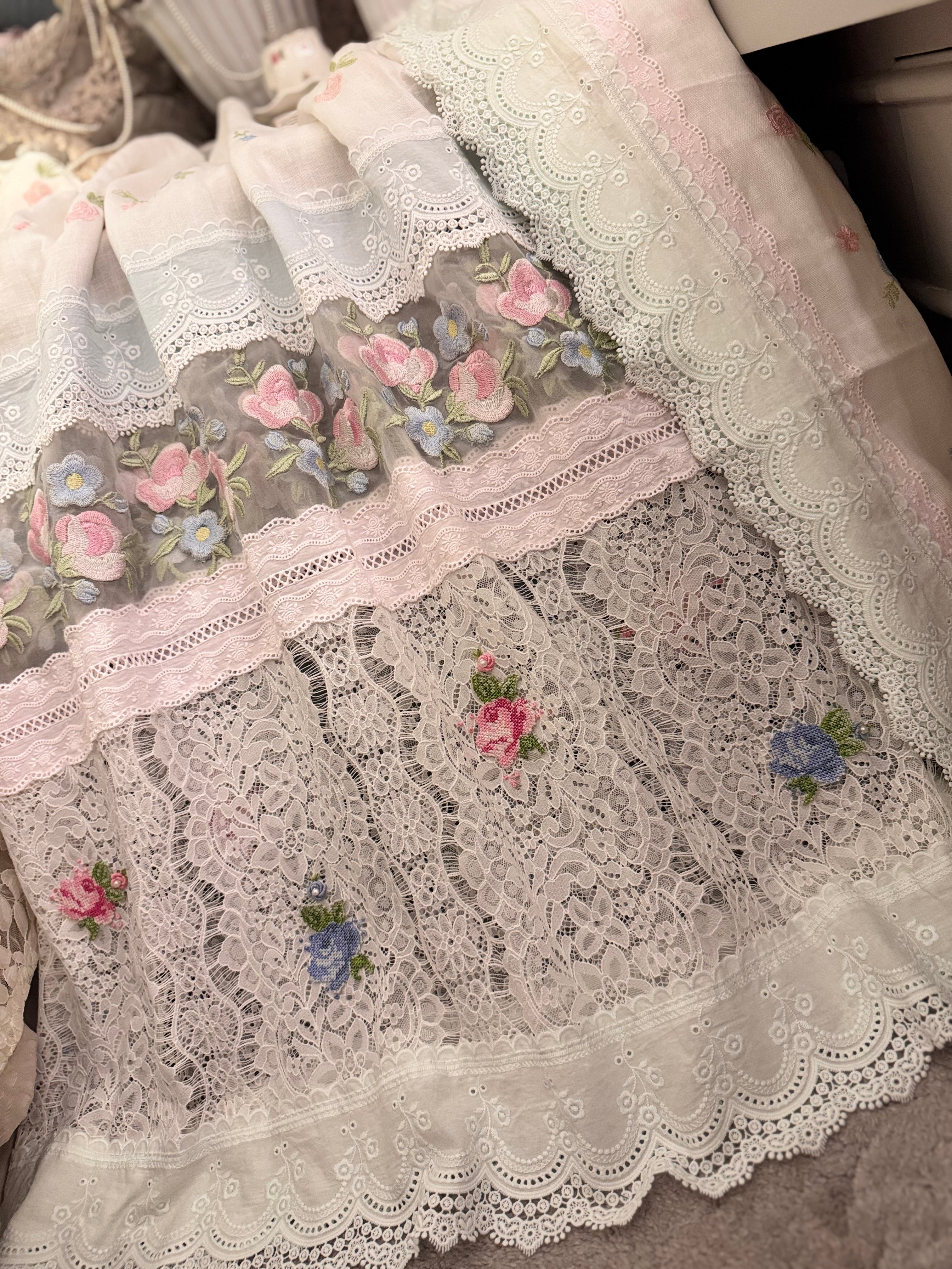 Garden Lace Reverie Rida