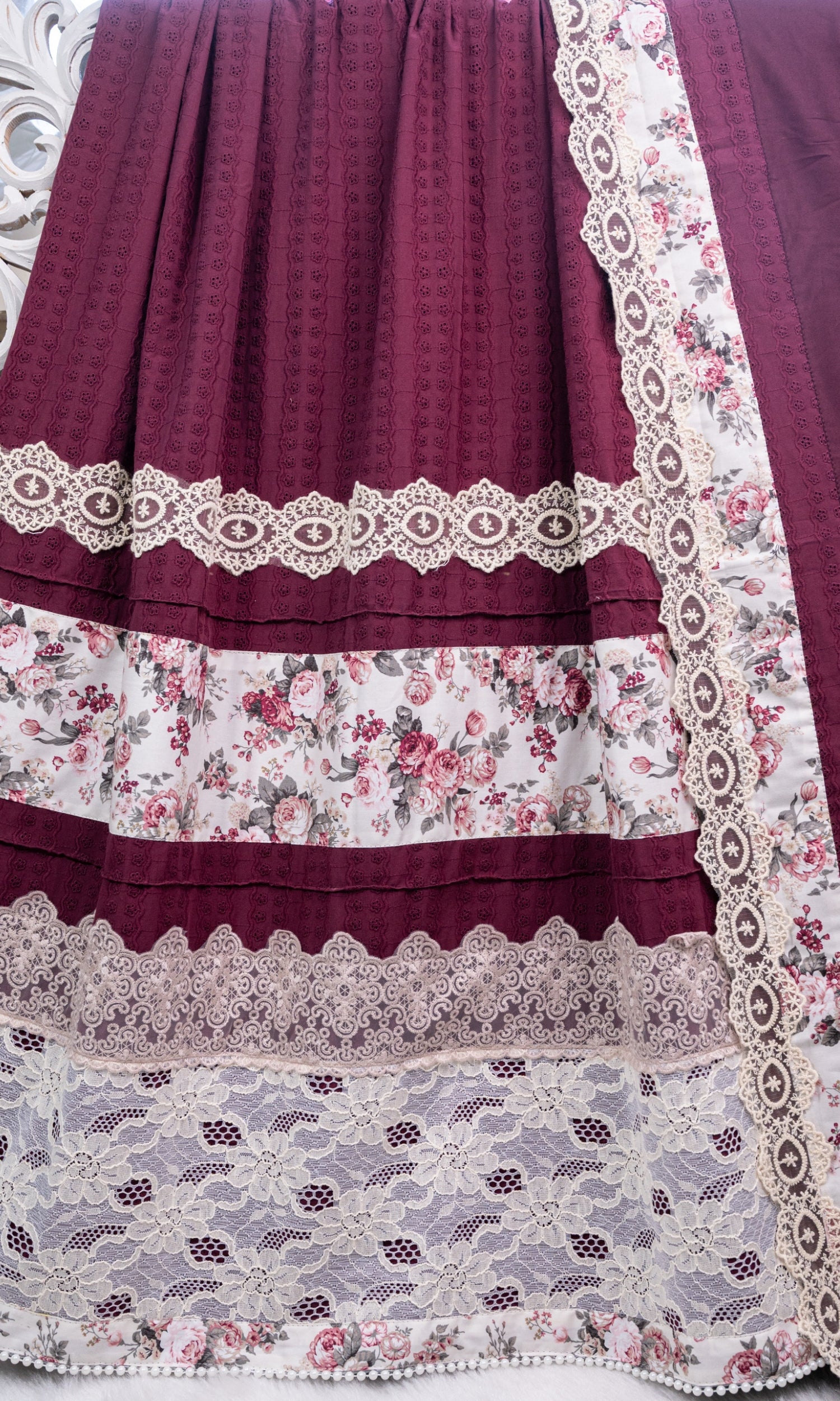 Royal Plum Floral Premium Rida