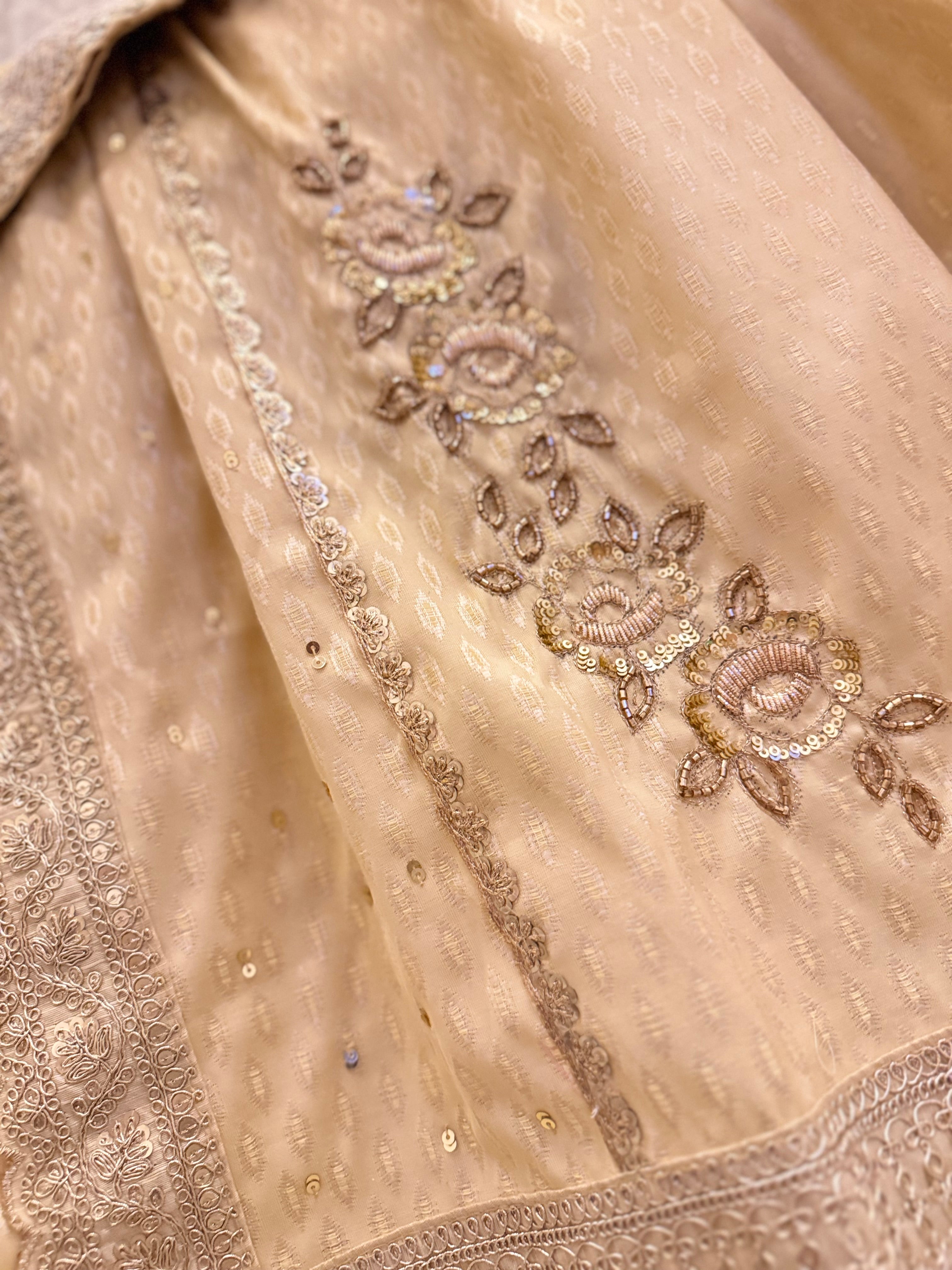 Noor-e-Zarr