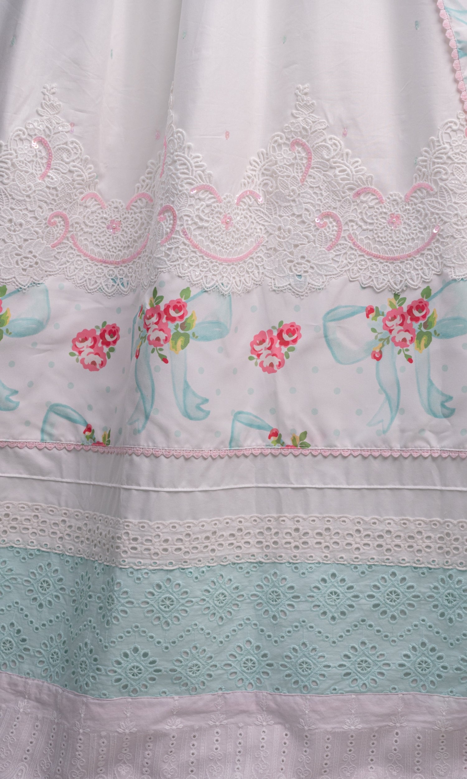 Aqua Bloom Elegance Rida