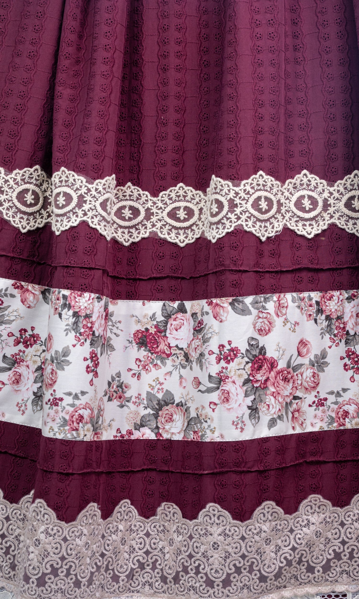 Royal Plum Floral Premium Rida