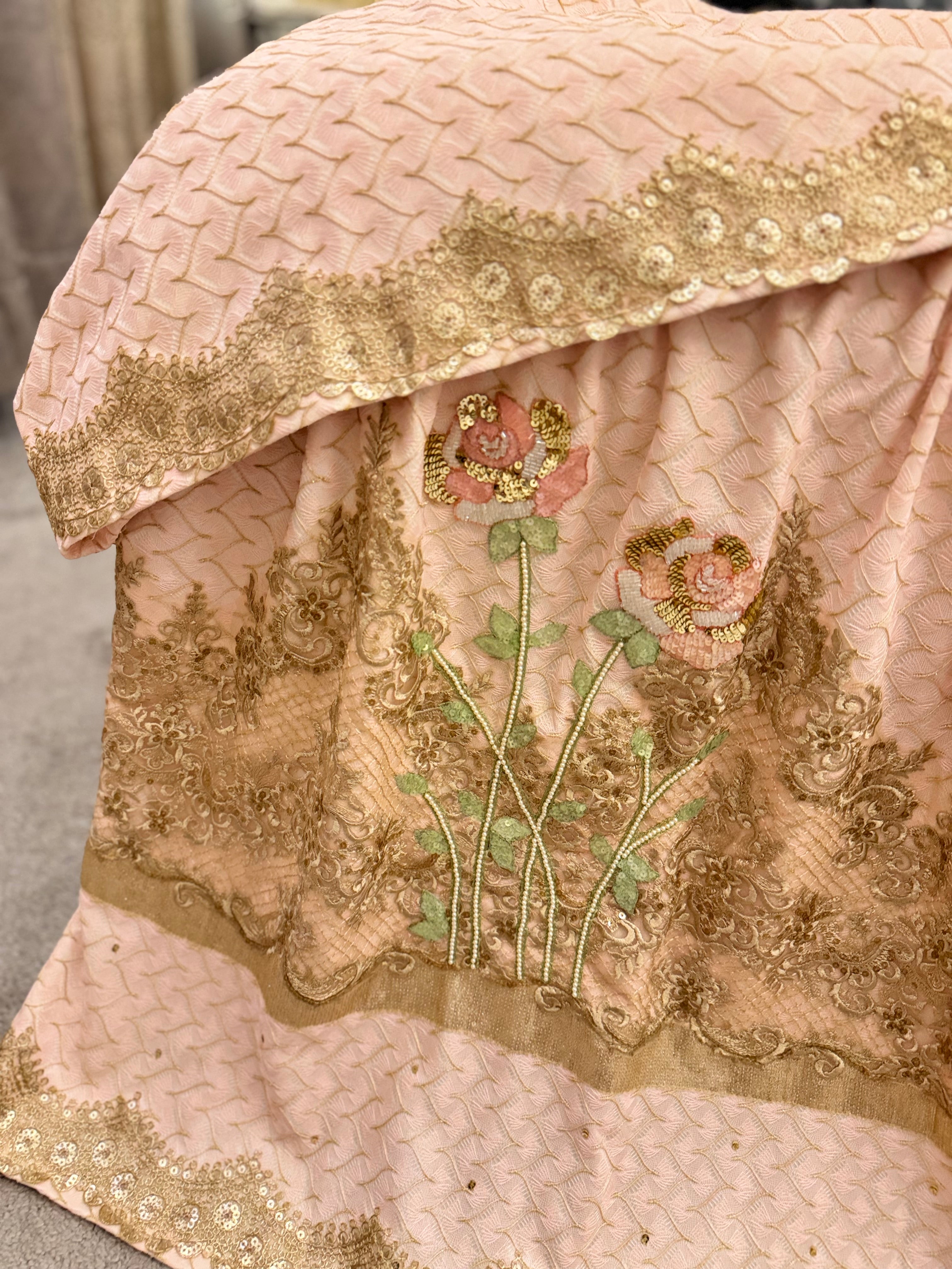 Golden Blush Rose Rida