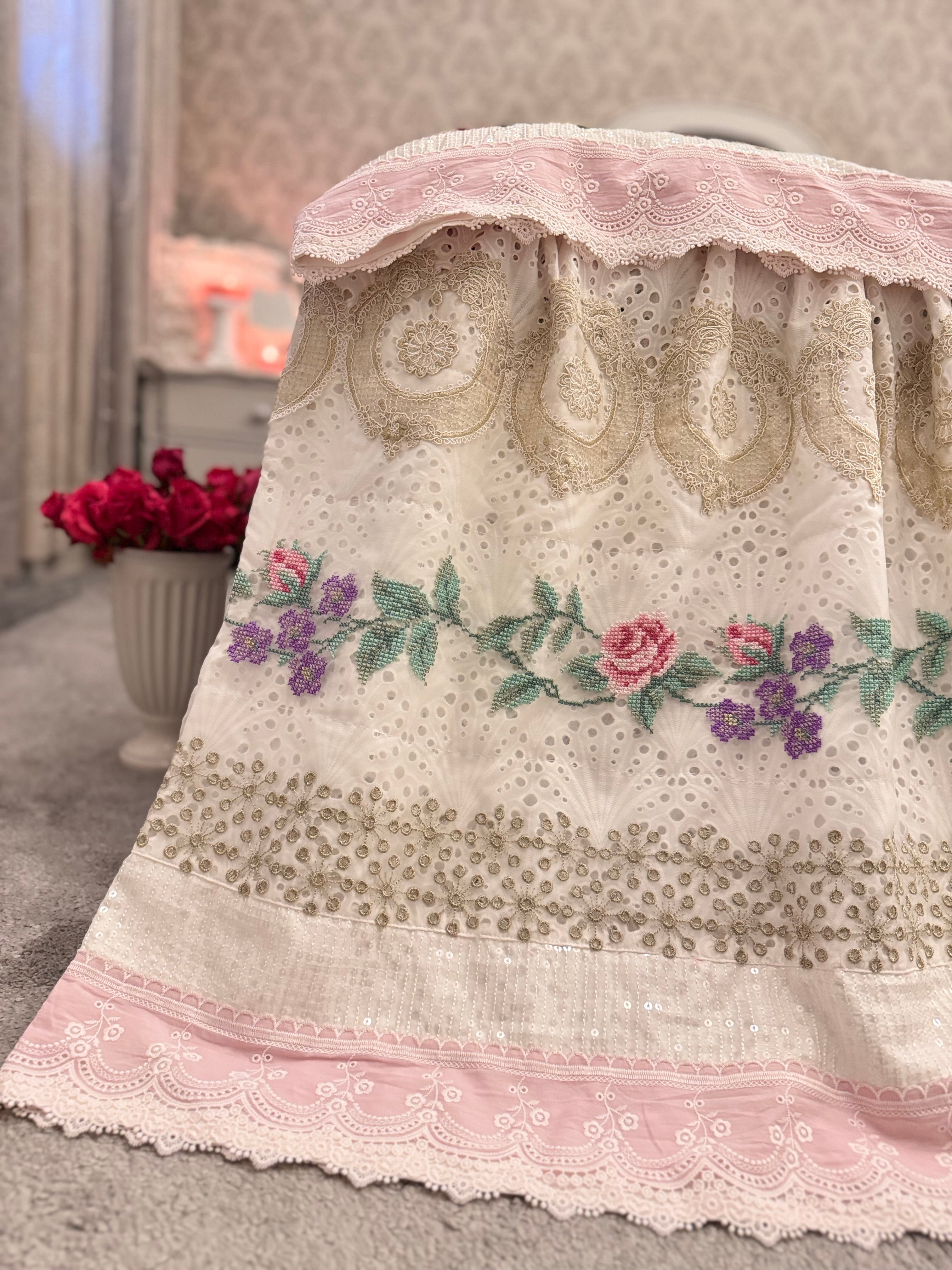 The Vintage Rose Heirloom
