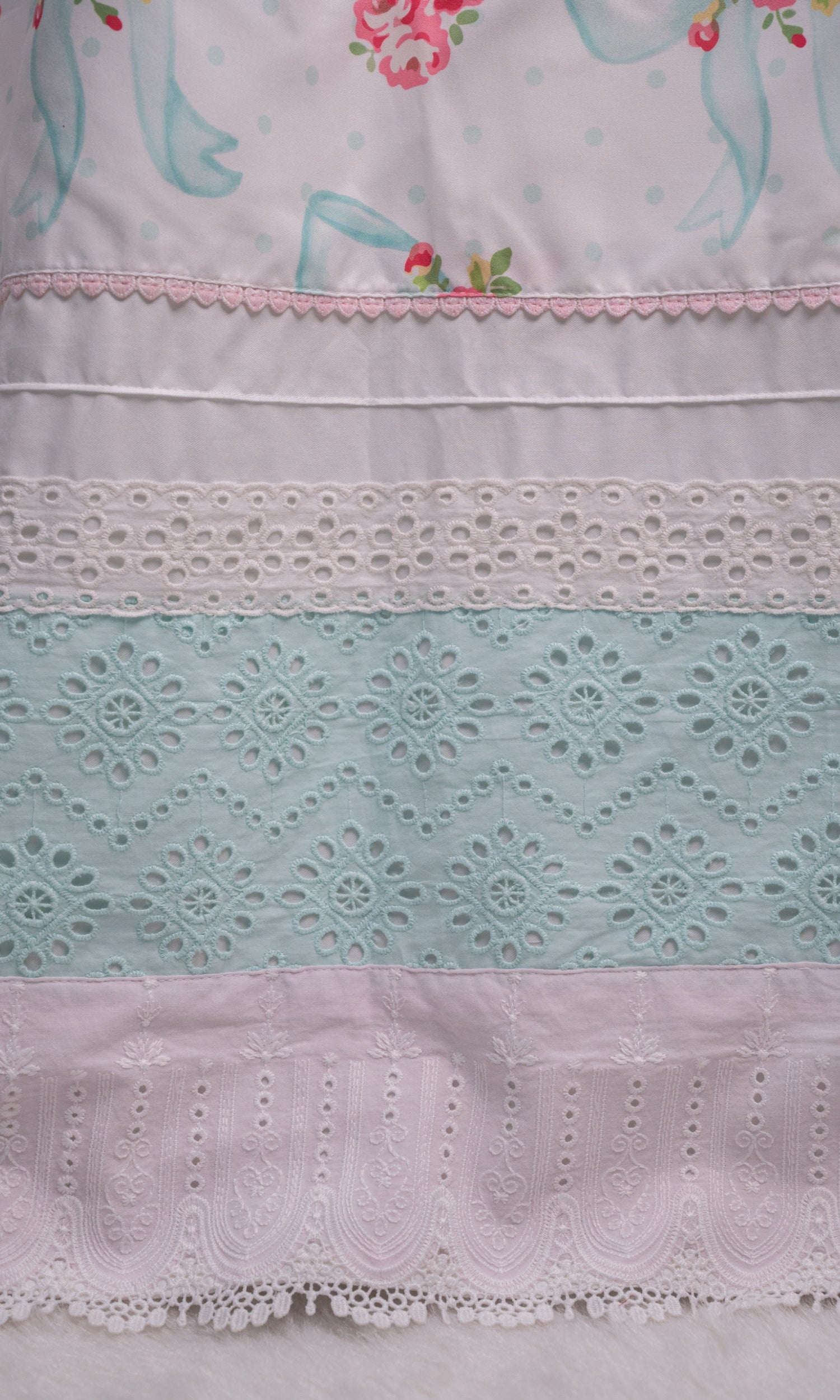 Aqua Bloom Elegance Rida