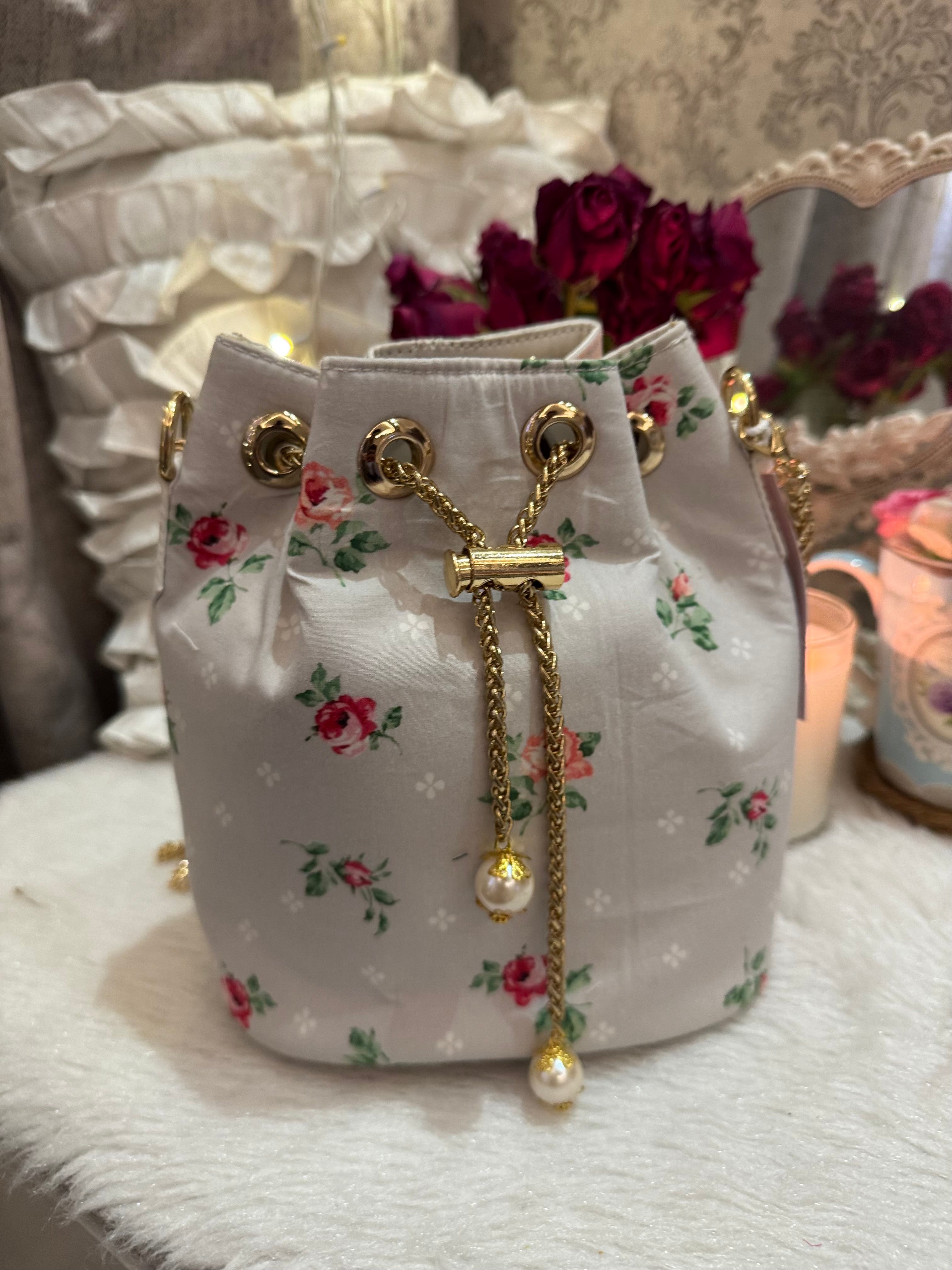 Grey mini rose sling