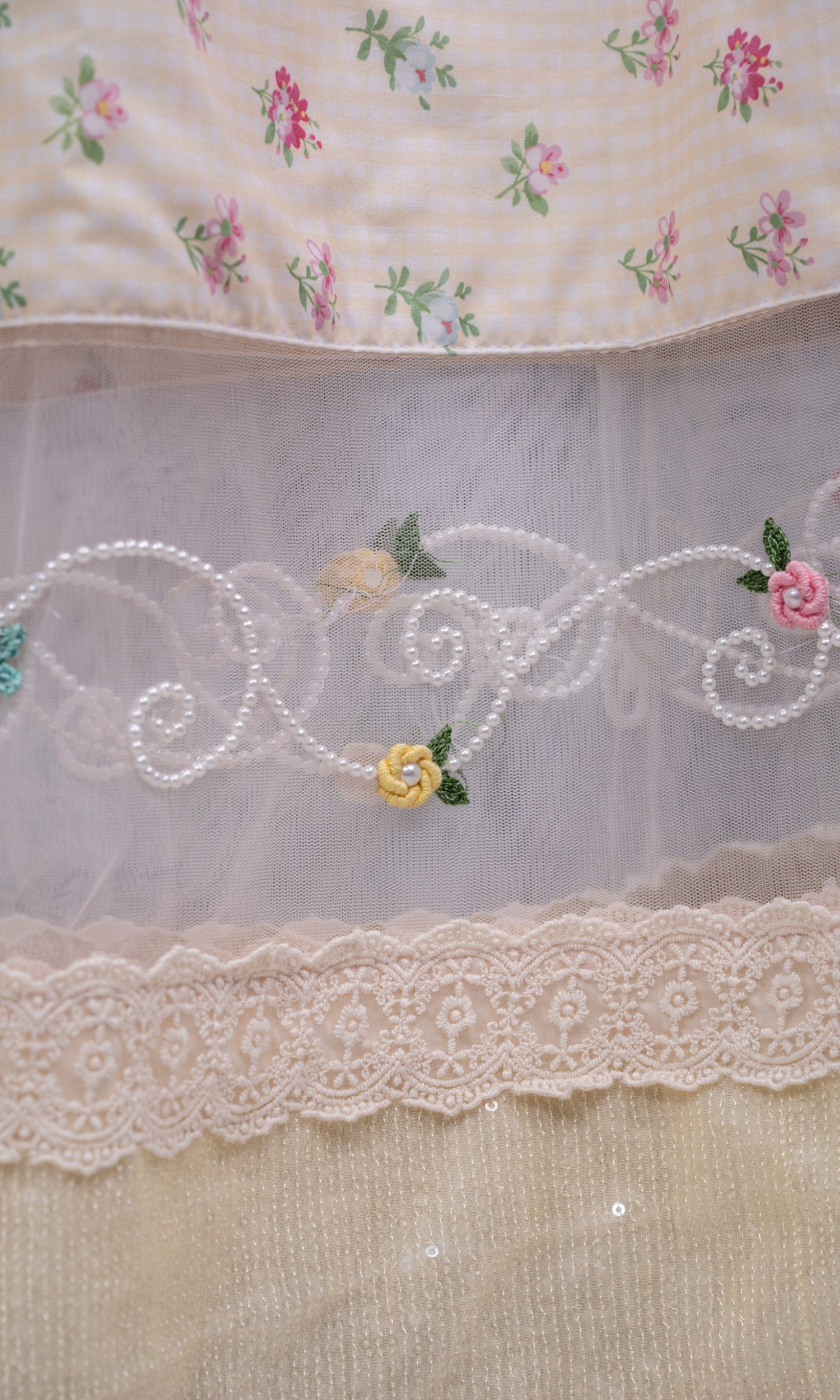 Ivory Floral Blossom Premium Rida