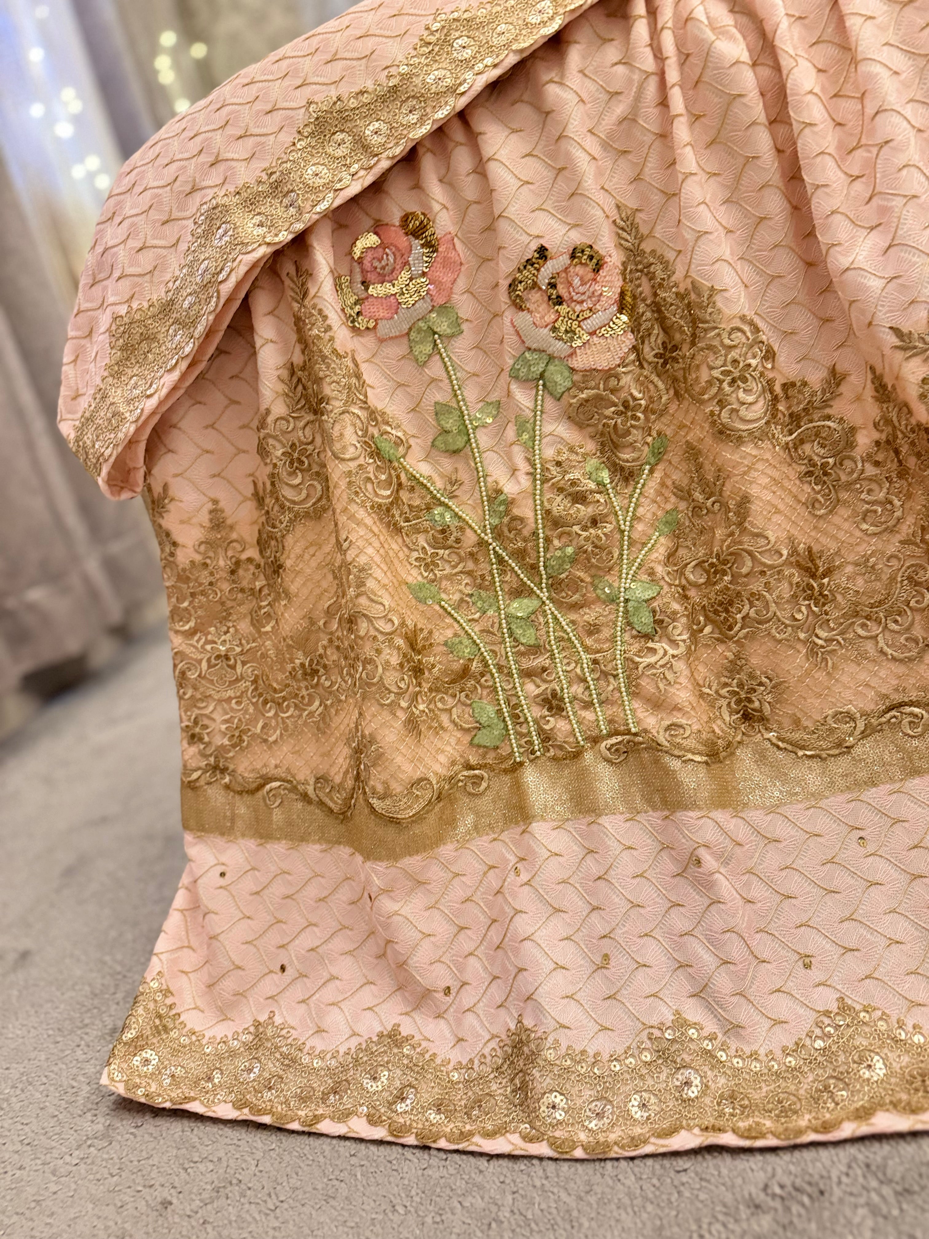 Golden Blush Rose Rida