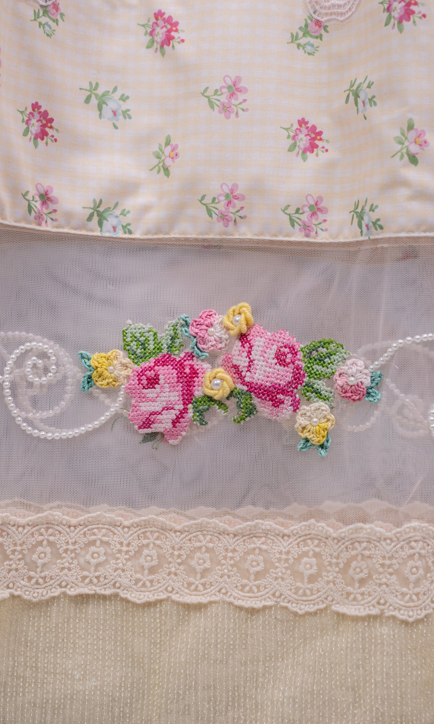 Ivory Floral Blossom Premium Rida
