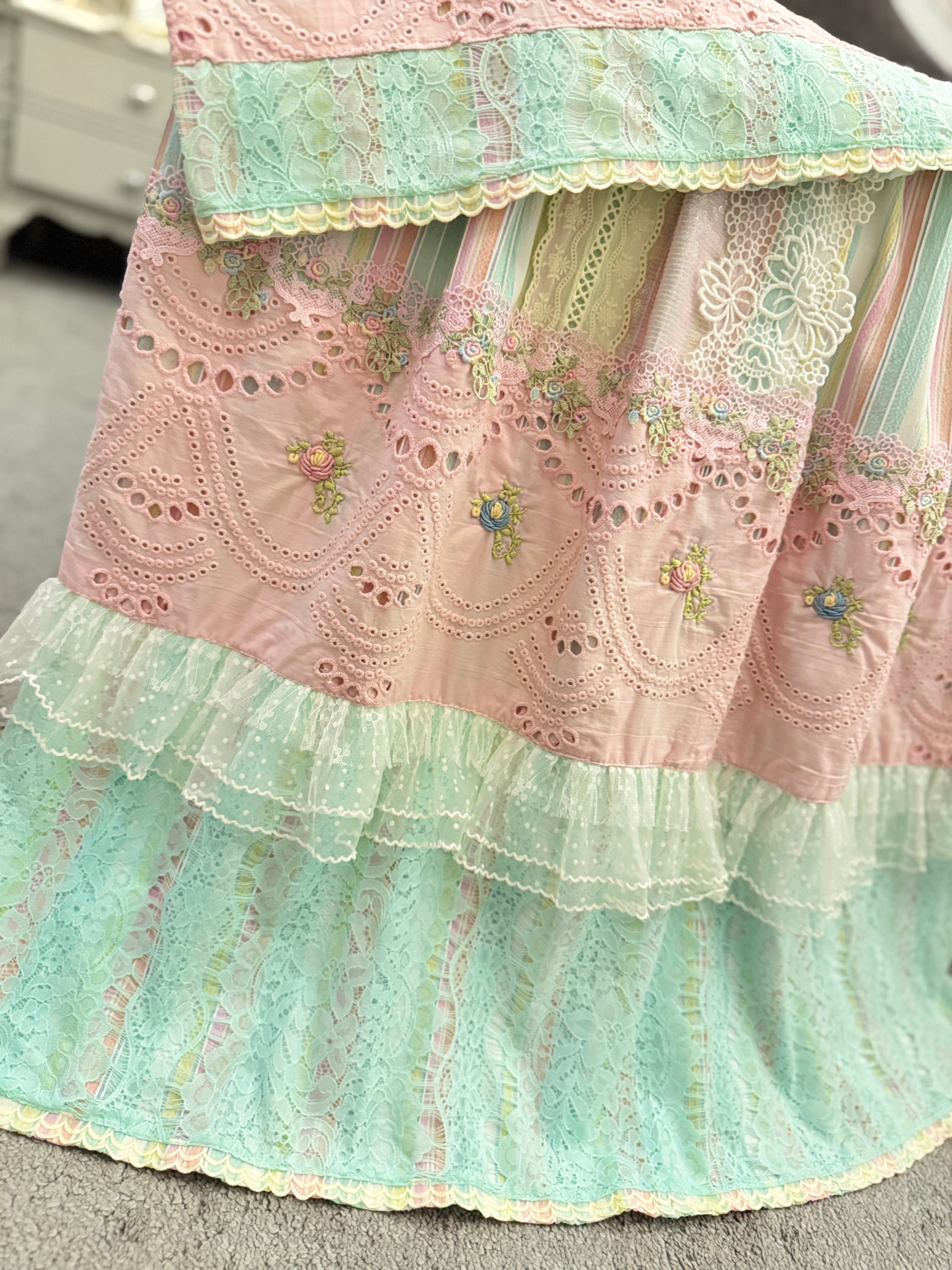 Blush candy stripes