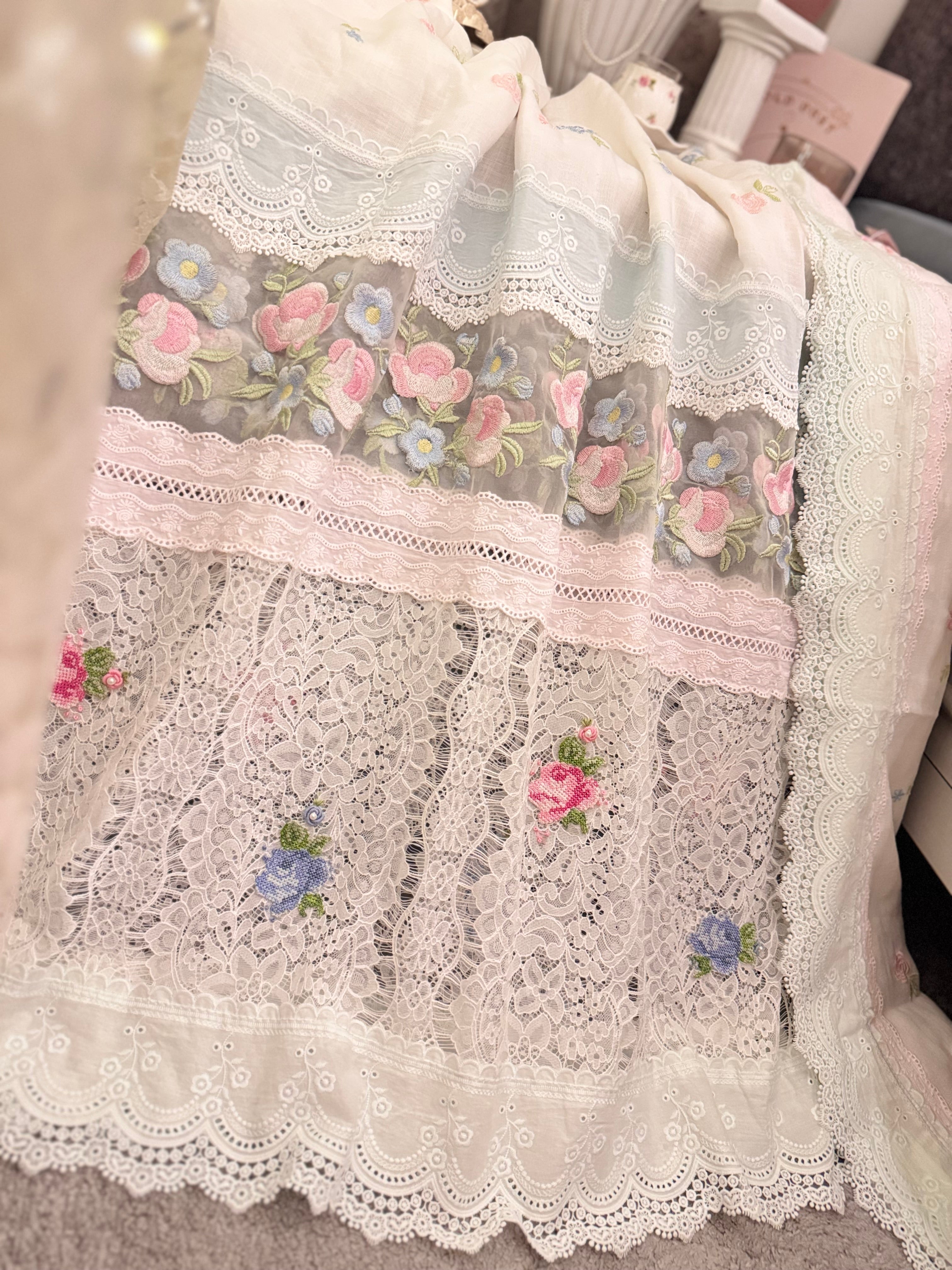 Garden Lace Reverie Rida