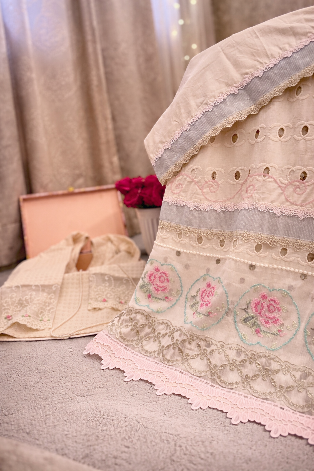 Rosé Heirloom Ensemble