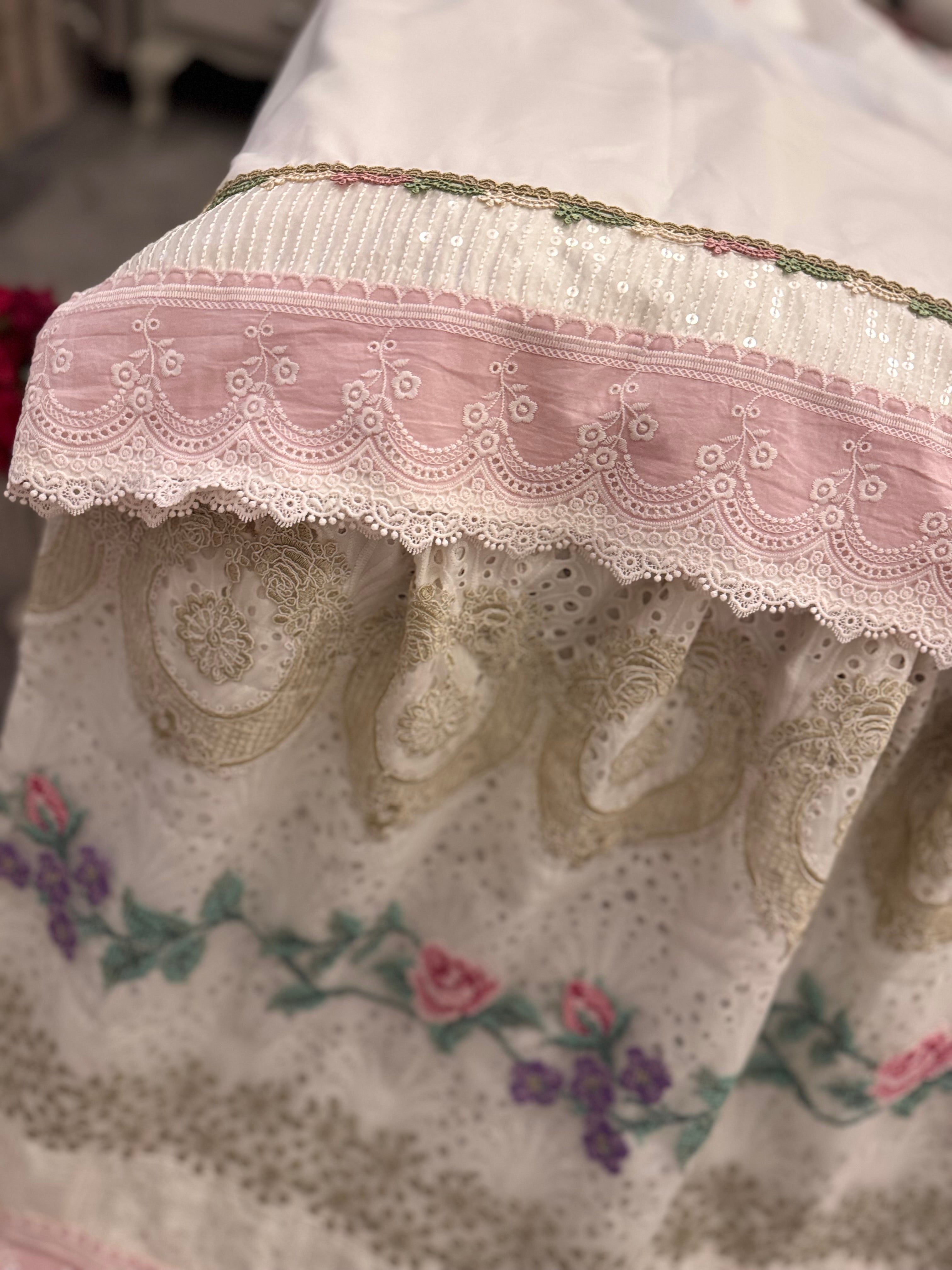 The Vintage Rose Heirloom