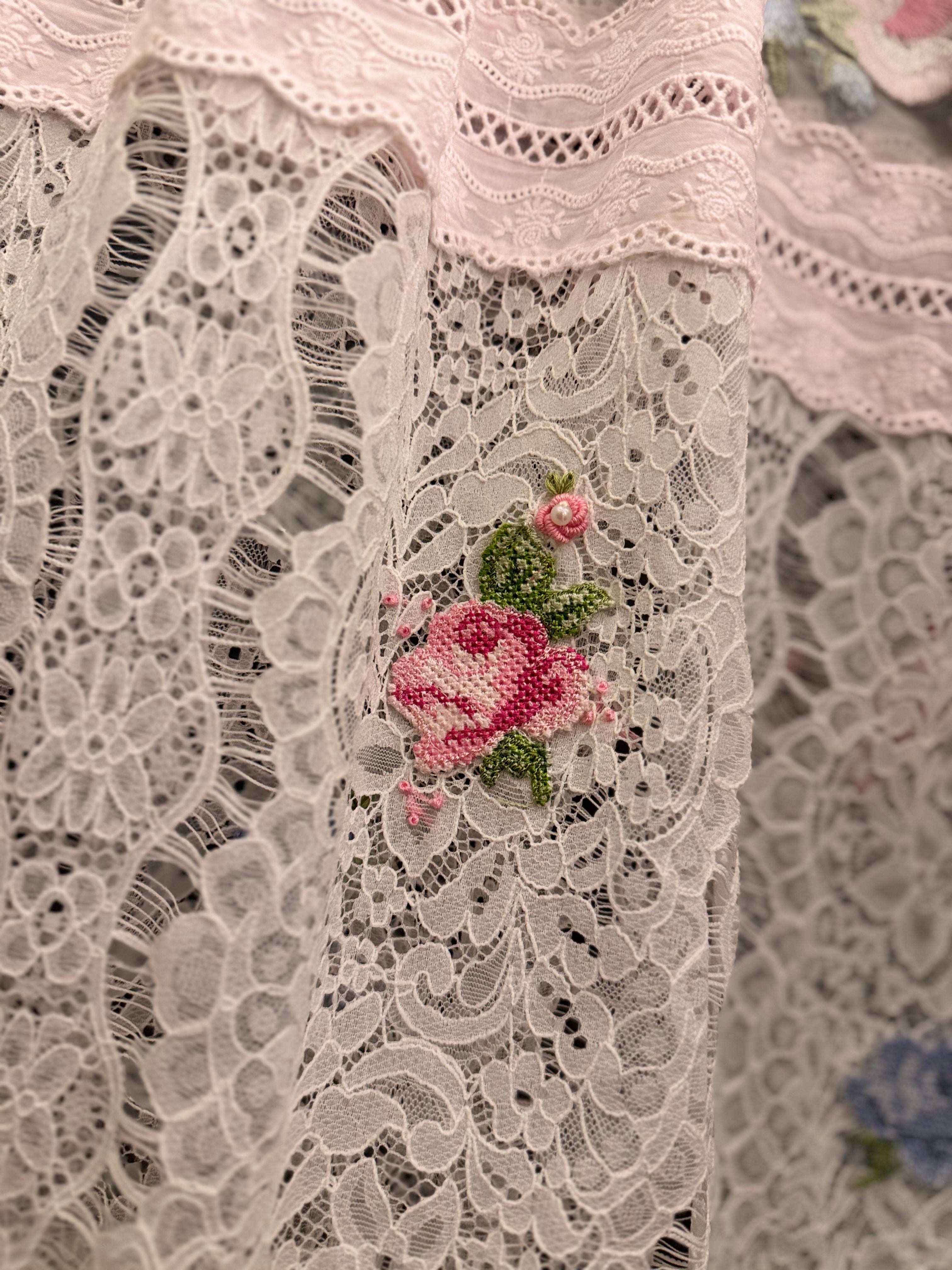 Garden Lace Reverie Rida
