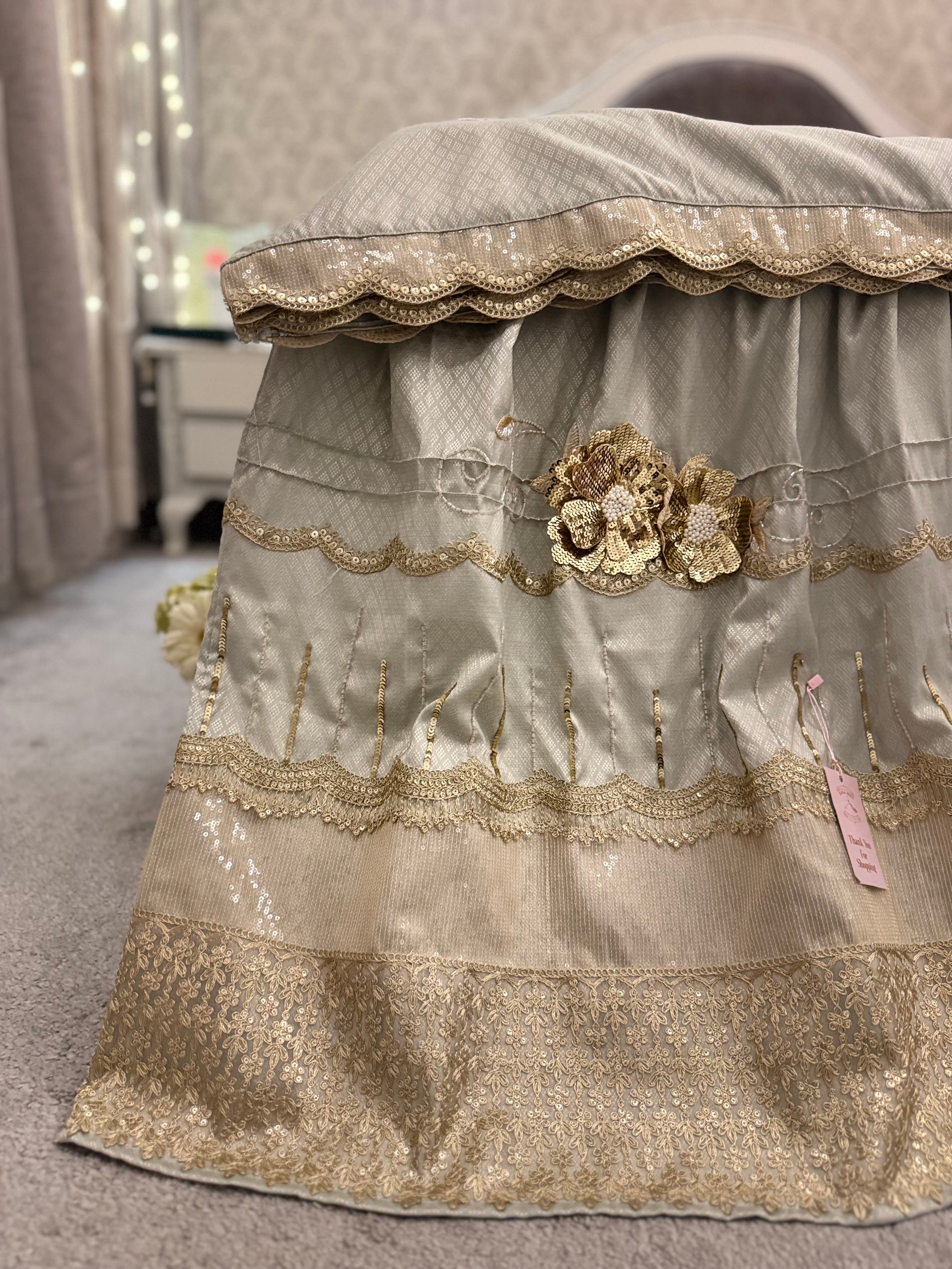 Aayat Antique Gold Lace Rida