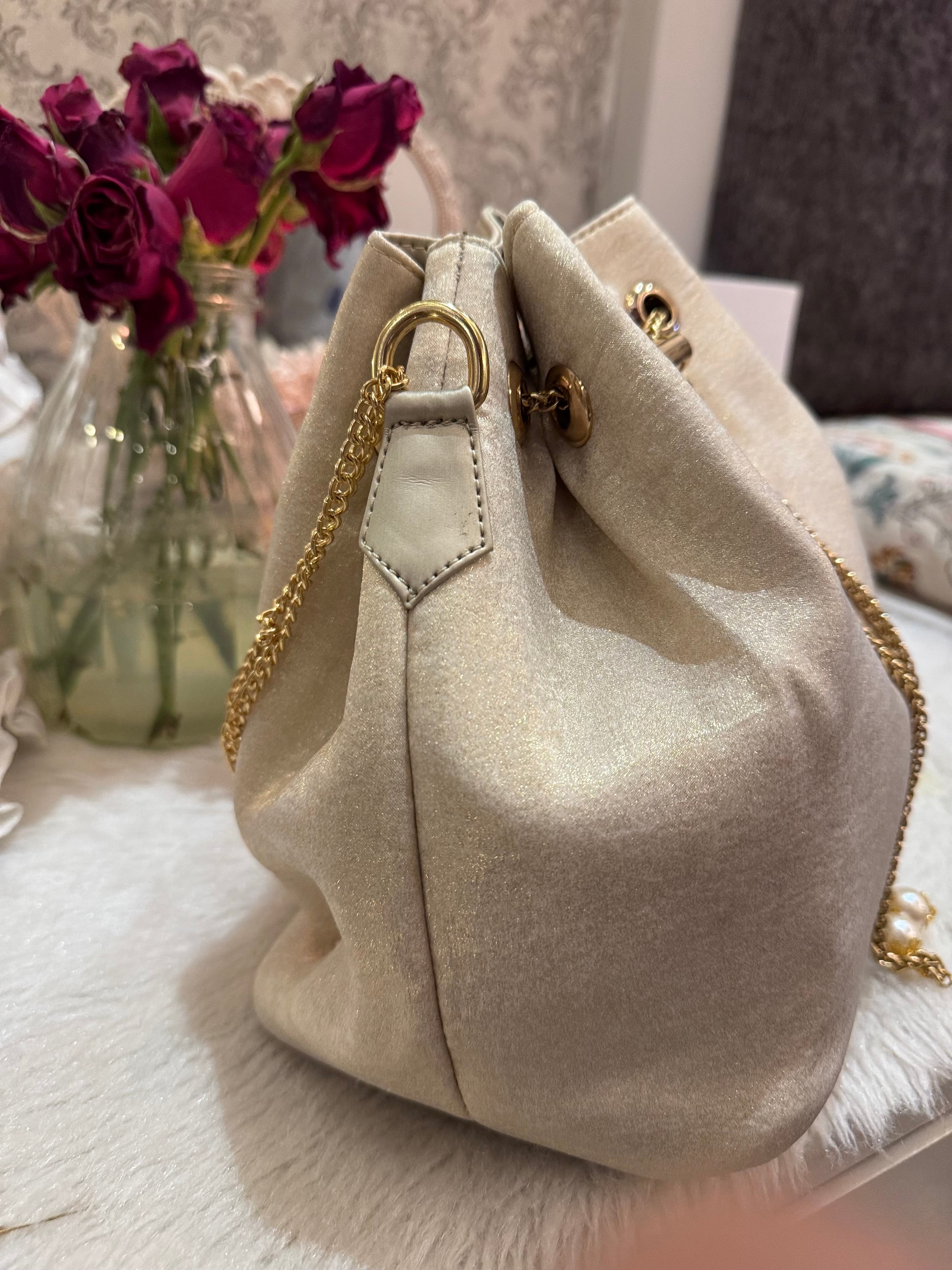 Water Gold bucket sling