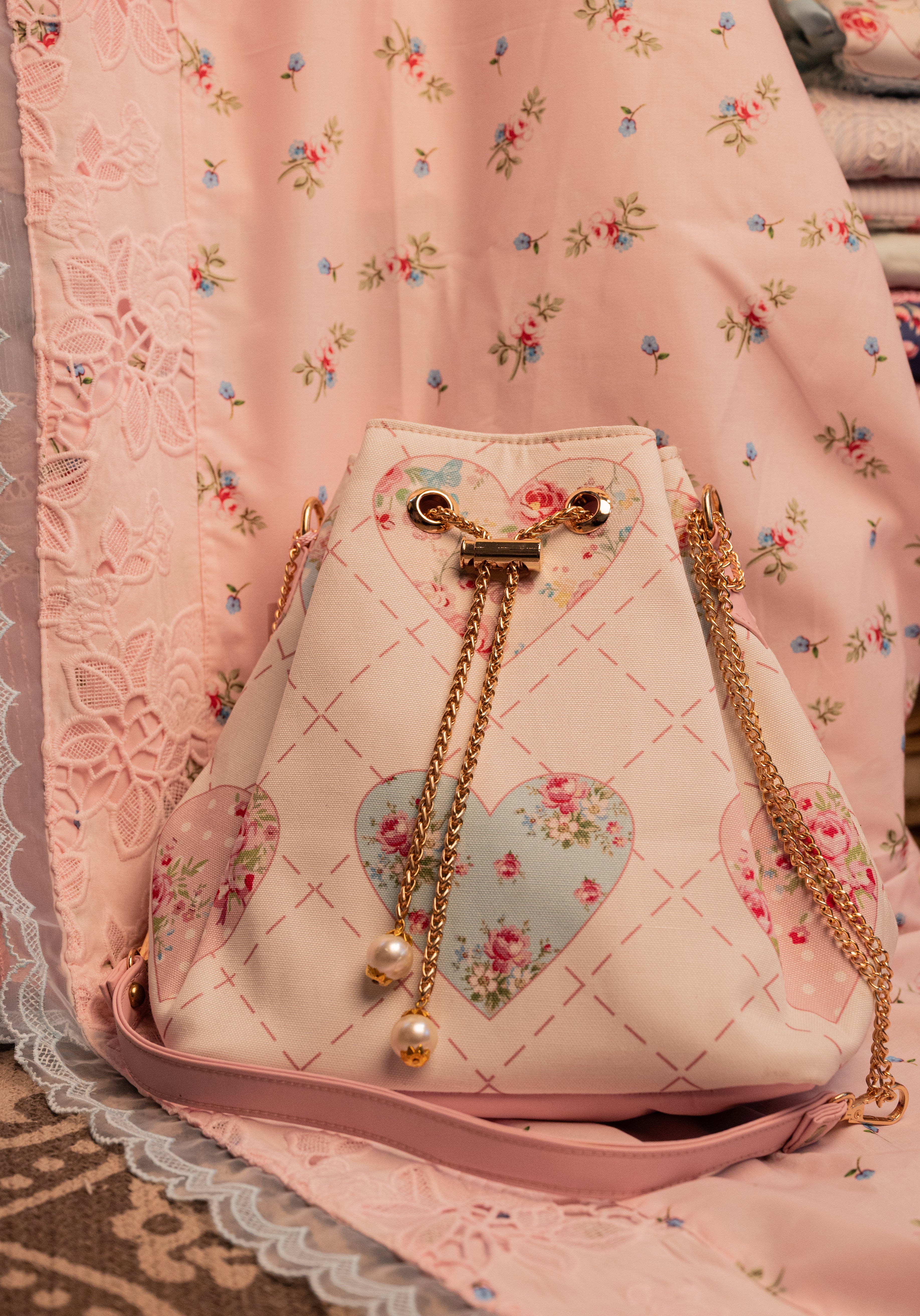 Cute heart print sling
