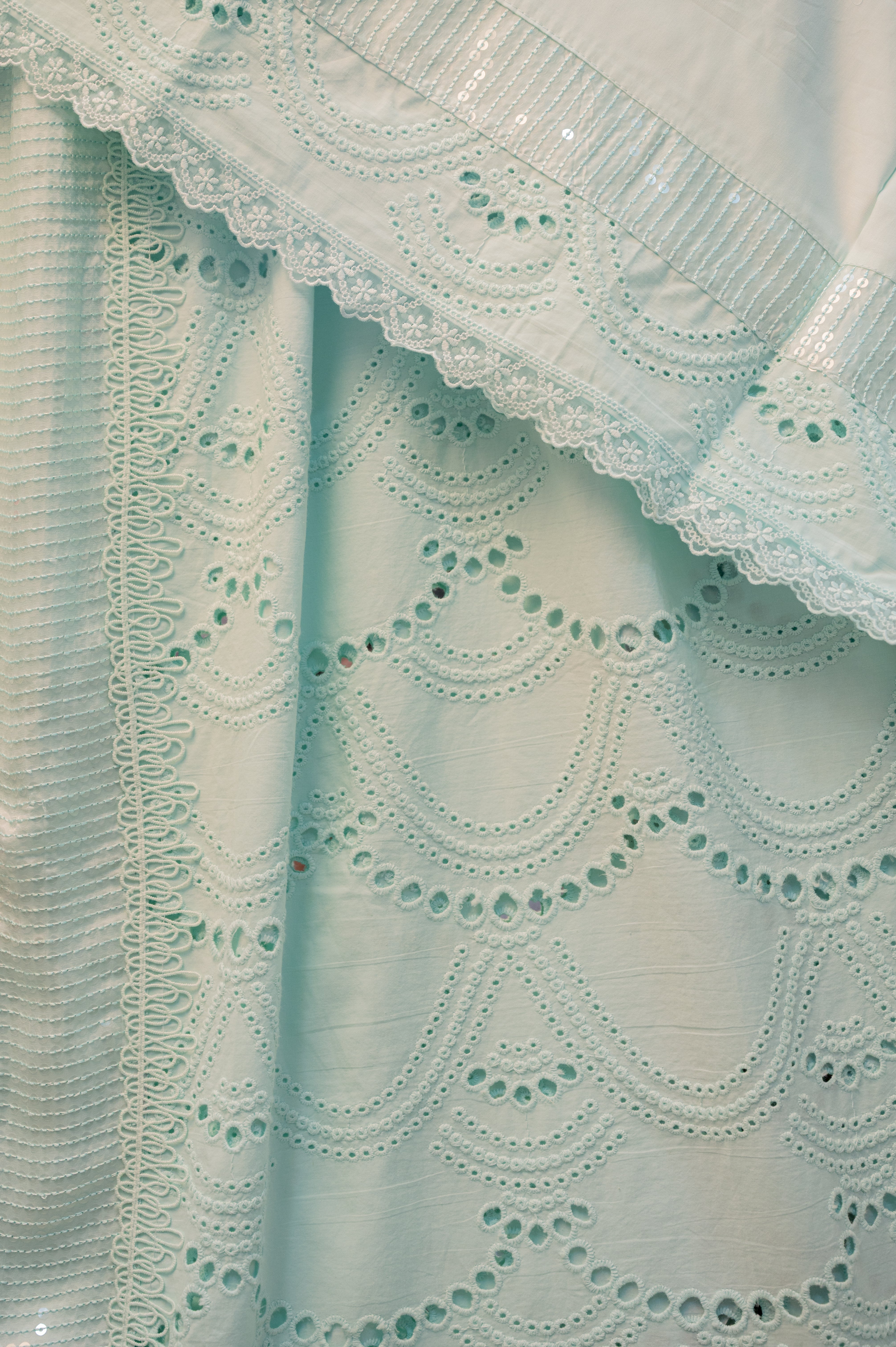 The Spring Vine & Pearl Rida