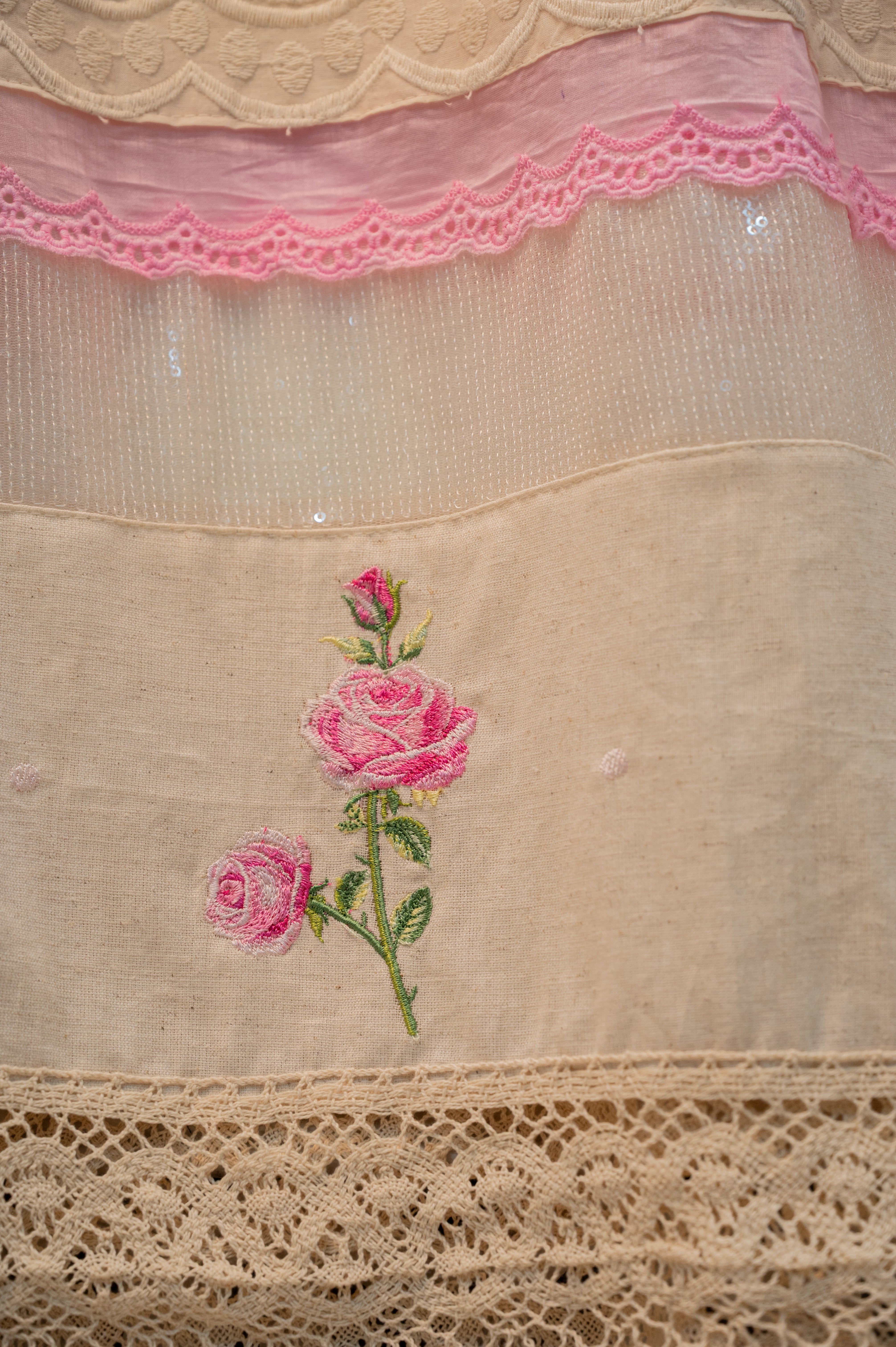 The Vintage Cottagecore Rose Rida