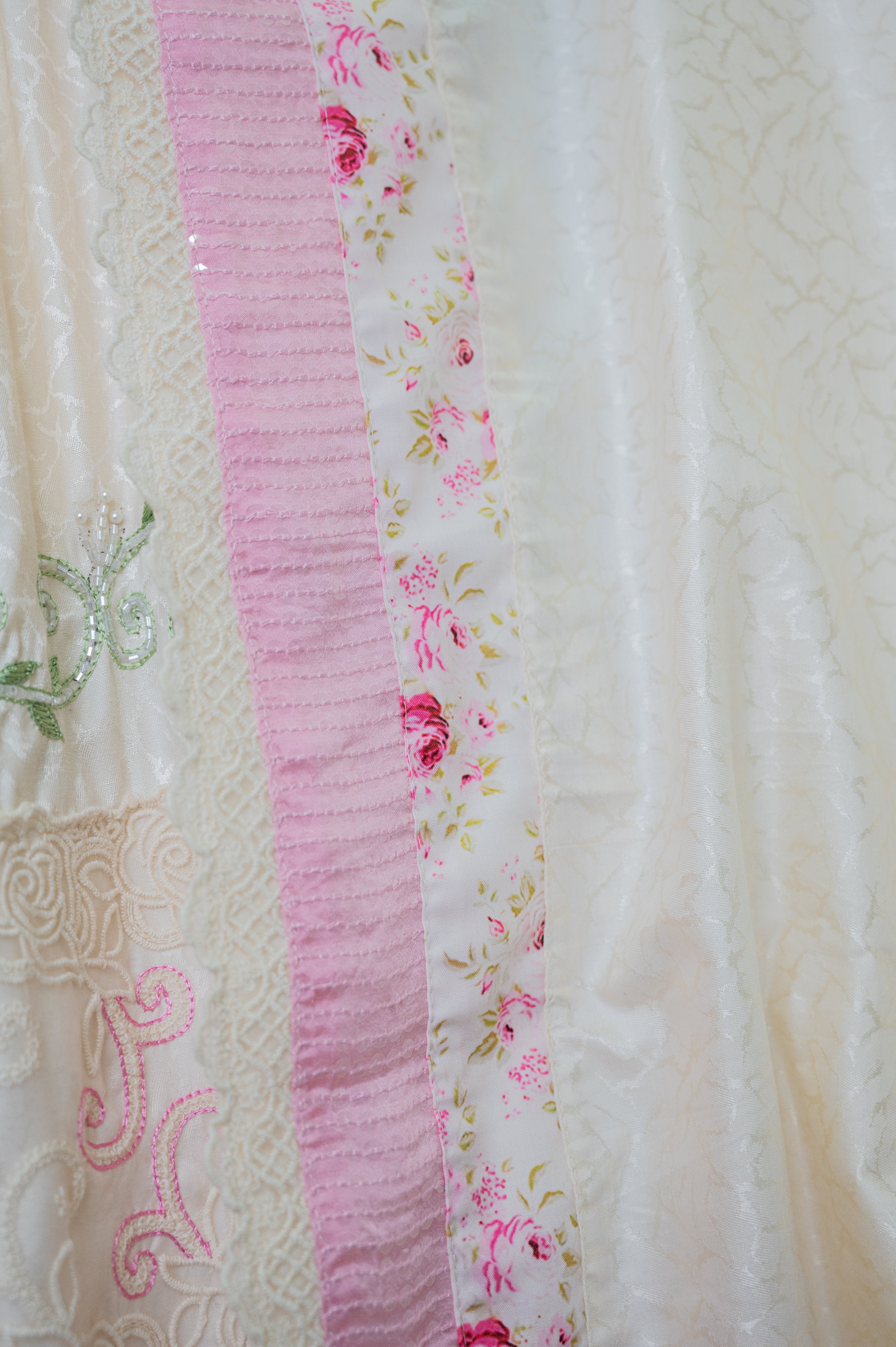 The Vintage Blush & Cream Rida
