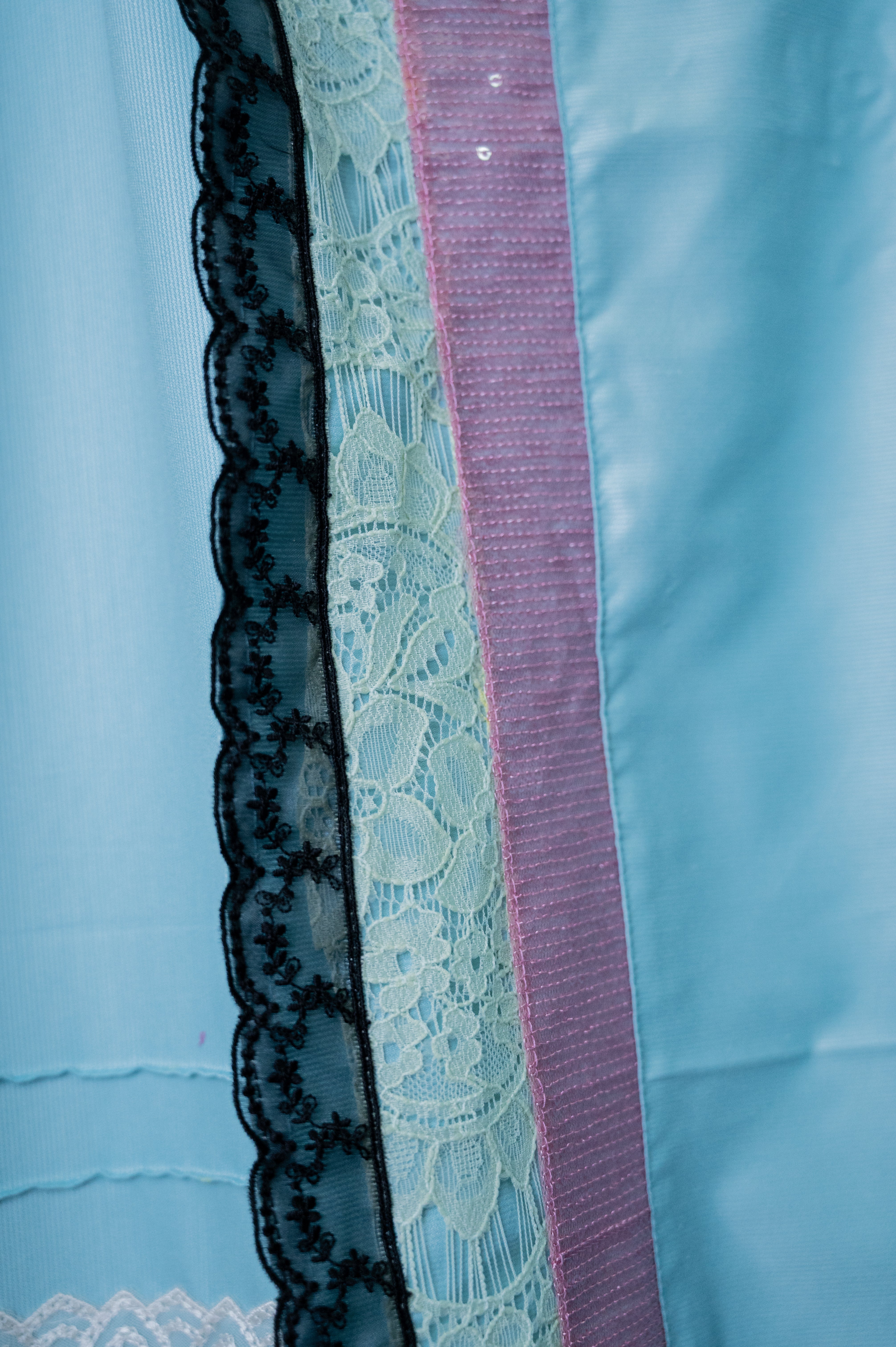The Pastel Contrast Bloom Rida